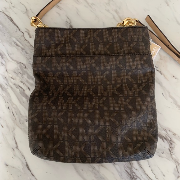 Michael Kors - Picture 3 of 3